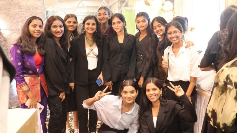 Home - Student Group Photos (15)