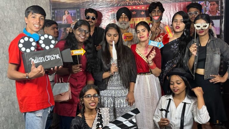 Home - Student Group Photos (37)